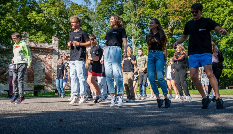 23. augustā Smiltenē notiks jauniešu diena “Lēciens”, tās kulminācijā – “Bermudu Divstūra” koncerts